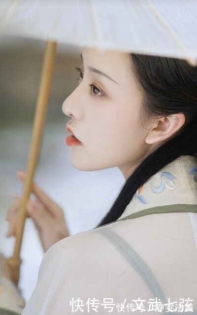 桂魄|苏轼很著名的一首中秋词,仅开篇13字就大气磅礴,美得让人心醉