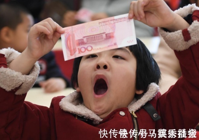 家长|娃到这个年龄,家长就要给孩子零花钱,再不给孩子可能会“偷钱”