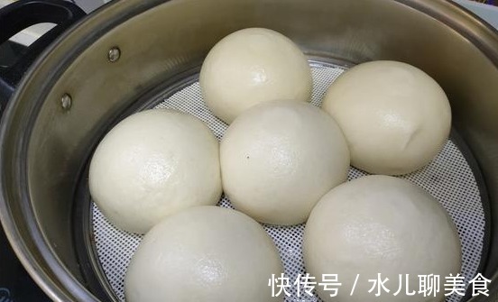 馒头|蒸馒头,不要只会放酵母,做好“4点”,馒头饱满不塌,暄软不硬