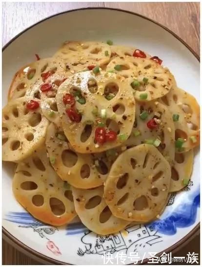 年夜饭菜谱，中国人过年必吃的24道如意菜，寓意阖家团圆美满