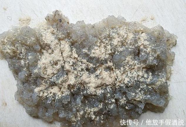 蒸8分钟就出锅,用来代替晚餐,坚持每天吃,皮肤好了,腰也细了