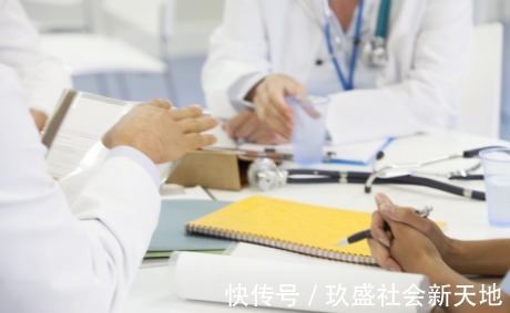 高血压患者|4种“食物”尽量少碰,避免血压飙升,再不停止!降压药等于“白吃”