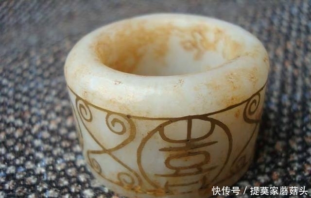 李莲英|历史上最有价值的五枚扳指, 李莲英的翡翠扳指垫底!