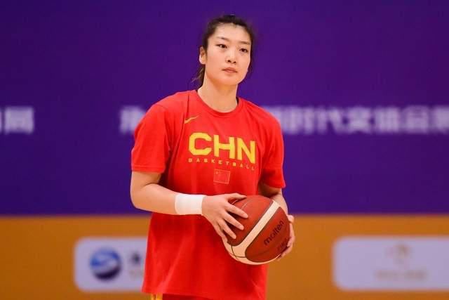 姚明|央视现场直播！明晚中国女篮迎首秀，李梦领衔姚明督战誓取开门红