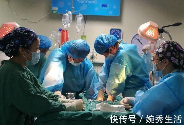 身体状况|55岁孕妈孕晚期滑倒,剖腹产手术后,看到孩子医生怒斥自作自受