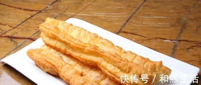 教你自己在家炸油条,牢记5个步骤,油条香酥美味还健康