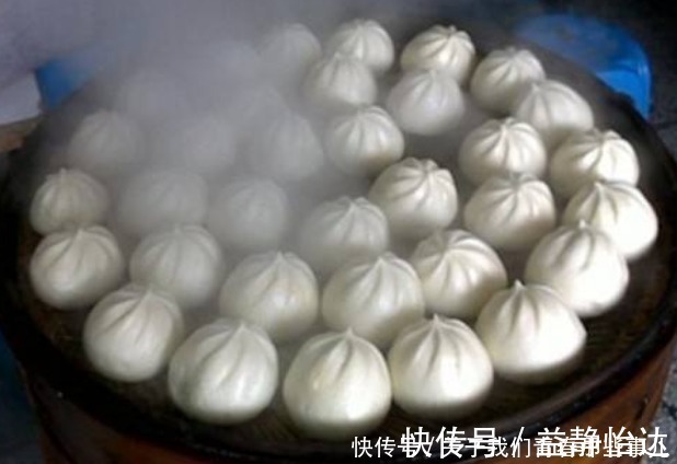 筋道|蒸包子时，和面多加1勺它，做好3点，保证膨松柔软，不死面不塌陷