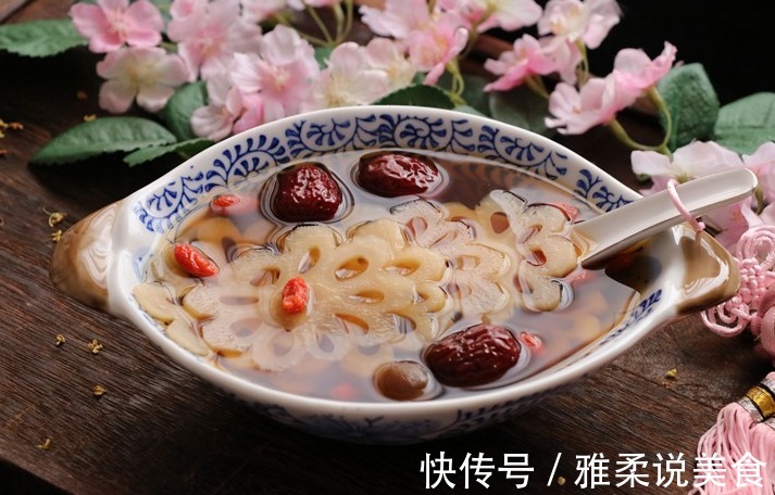 秋天要多吃莲藕,教你简单做法,不炖不凉拌,面如桃花好入秋