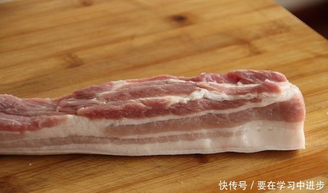 冰箱拿出来的冻肉,万万不要用水泡!教你一招,吃起来跟鲜肉一样