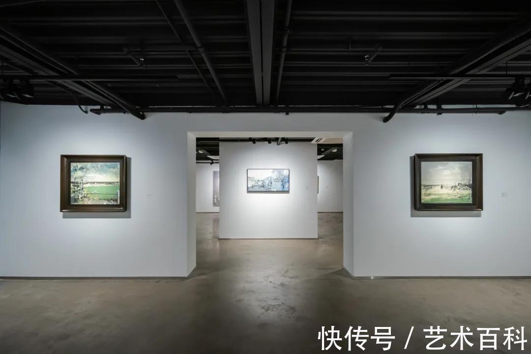 美术#“姜建忠:作品1985-2021”个展在鸿美术馆开幕