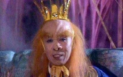 如来佛|《西游记》中黄眉怪,为何敢假扮如来佛祖,其主人是未来佛界大佬