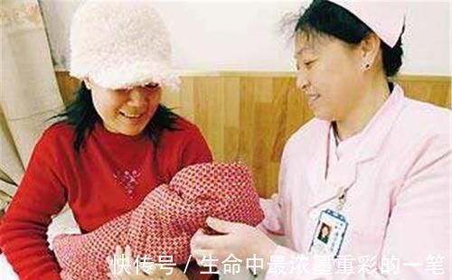 右手|孕妈左手吊针，右手考试，边生边考试让人佩服：实在是太硬核了