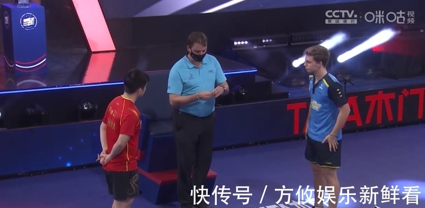 世界第一|新王加冕!19岁黑马有些狼狈,樊振东4比0实现横扫,展现王者风范