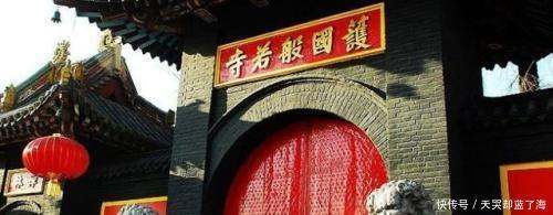 不怒|和尚因洗去朱元璋题诗险问斩, 急中生智作了首诗开解, 朱元璋不怒反赏赐!