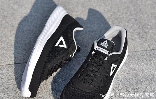 跑步鞋|它曾经耐克齐名,缓震脚感比亚瑟士还好,被人称为跑鞋之王