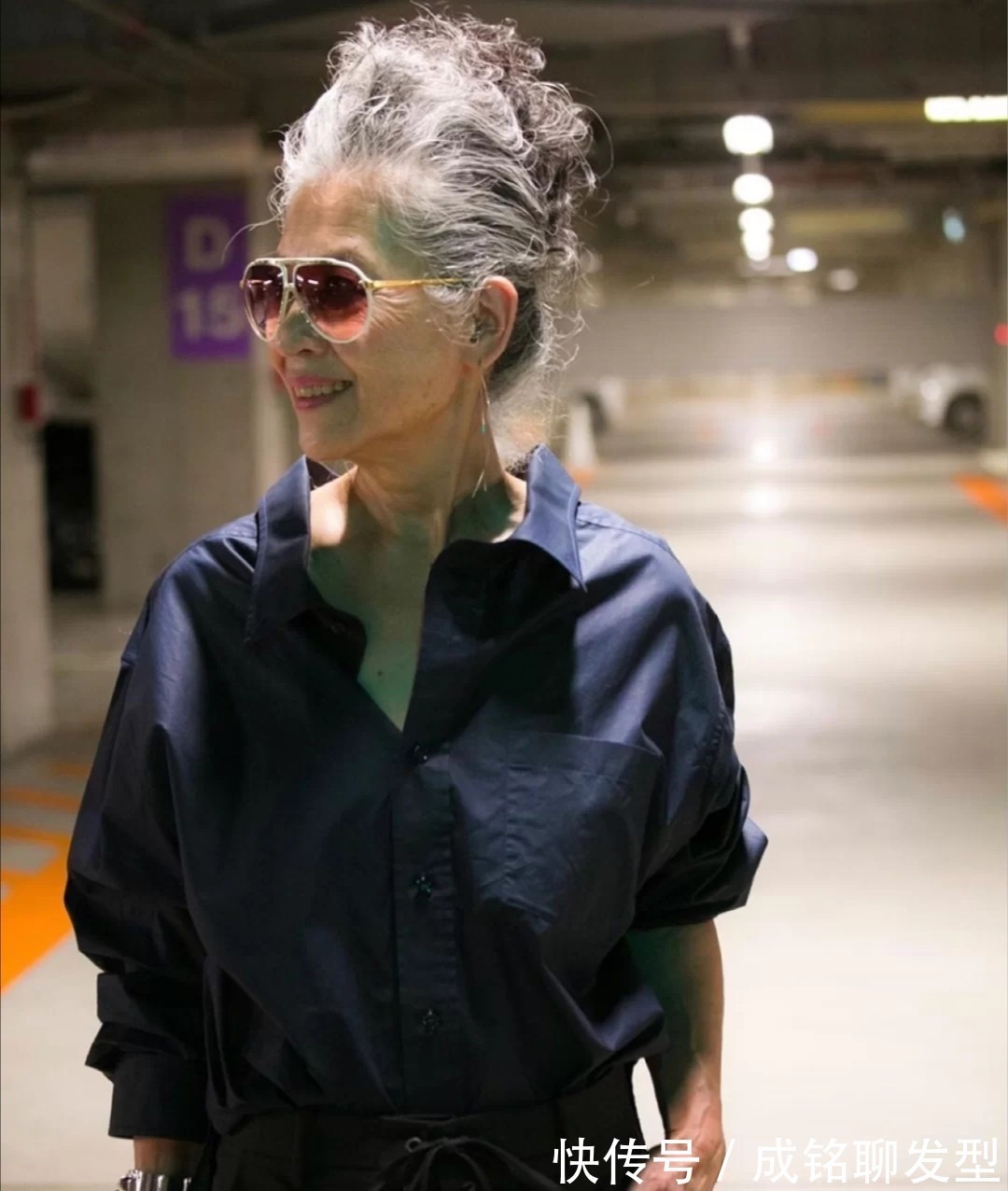 时髦|年过七旬的日本奶奶,穿衣时髦潮范十足,大胆的搭配风格十分吸睛