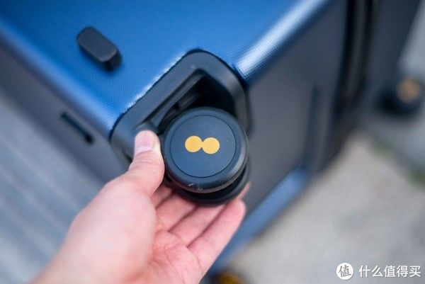 地平线 彪悍的人生不需要解释 ~ 又能打又能看的地平线8号大旅行家行李箱