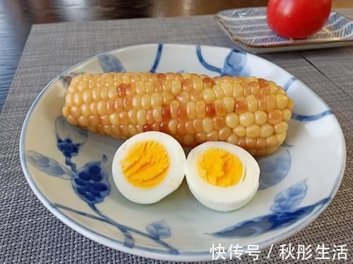 西双版纳|这晚餐绝了,连盐也不加,难怪人到40还穿S码!问你服不服?