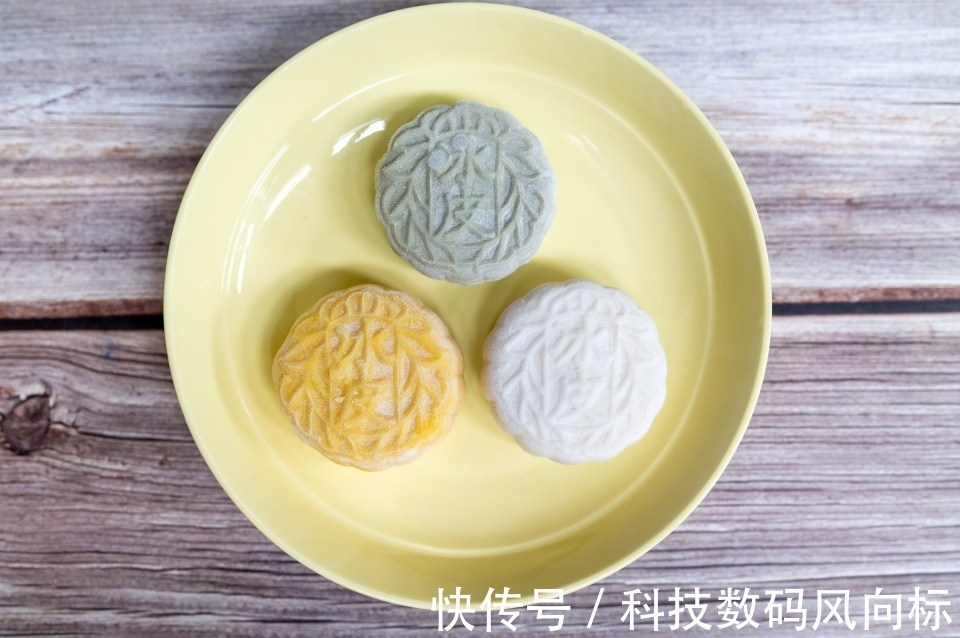 冰皮|香气浓郁,冰淇淋般的质感,榴芒一刻冰皮月饼体验