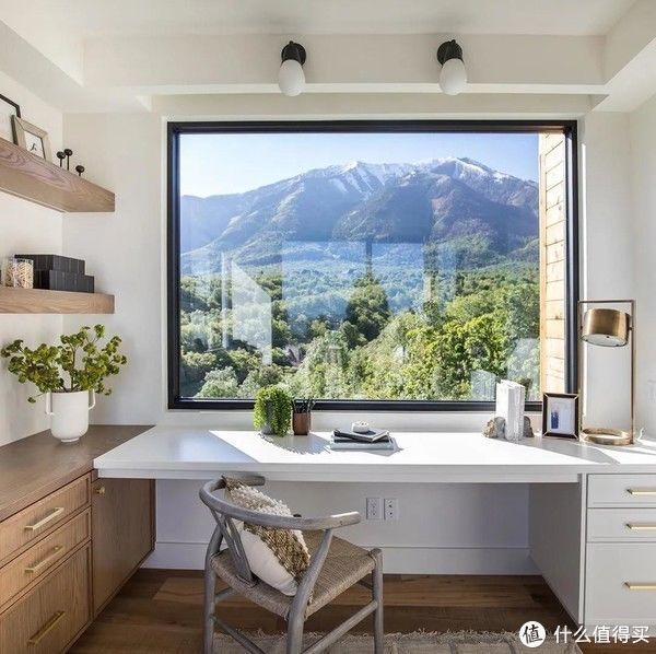 一本好书|窗边角落如何做出格调？1㎡的小空间，也能打造出惊艳的效果！