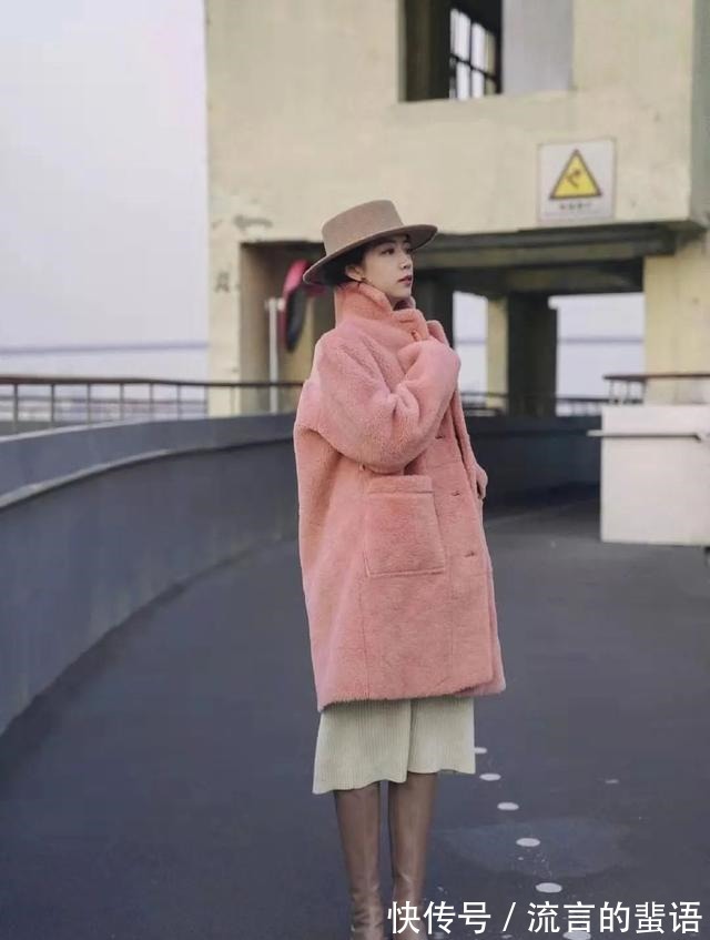 马丁靴 马丁靴不受宠了,“神仙母女”最爱的这三双鞋,显瘦显高时髦百搭!