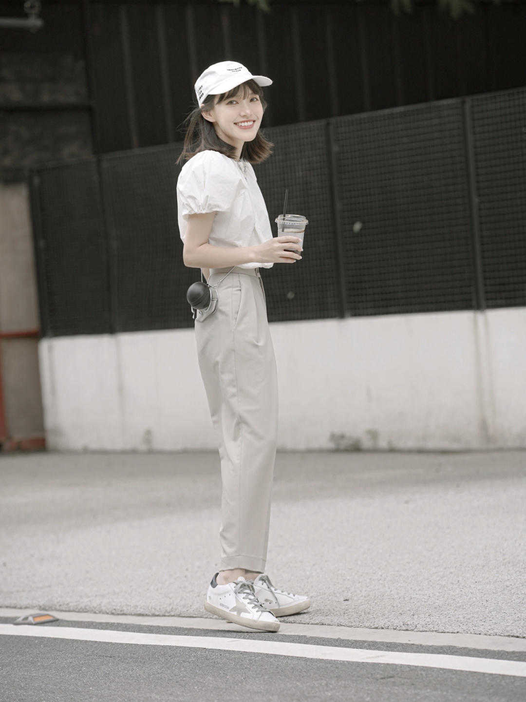 小技巧|越简单越高级,看看这几个穿搭小技巧,让你气质翻倍还洋气