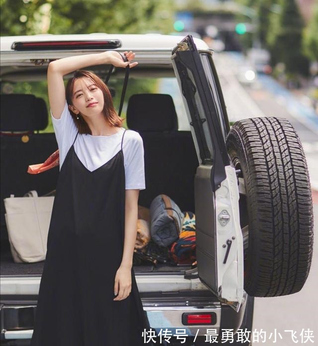 腿型 “日杂”人气模特宫田聪子示范优雅夏装,时髦大气养眼,高级满满!