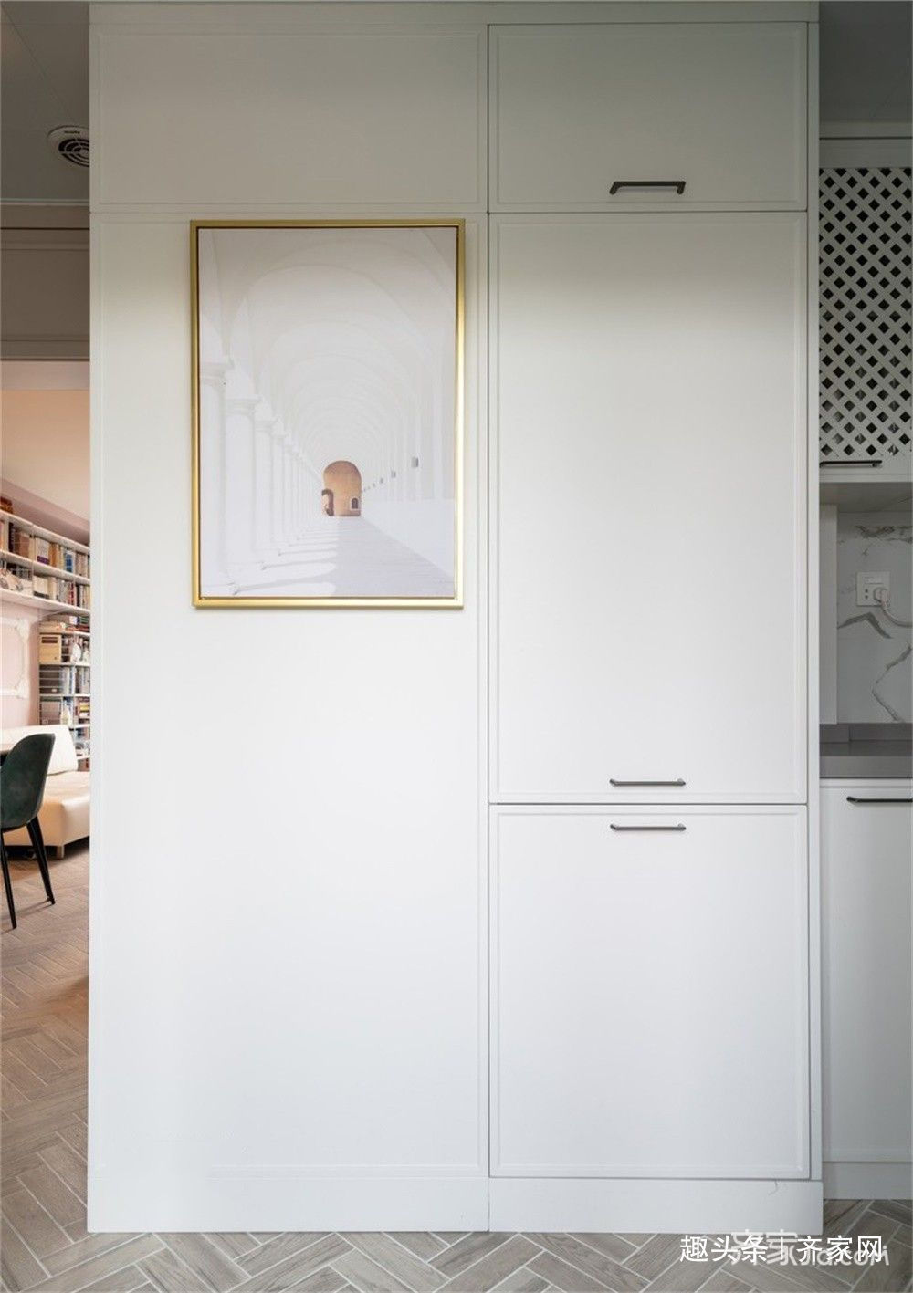 客餐厅|50㎡小户型,巧妙设计出1500+书籍的家!满足阅读需求!