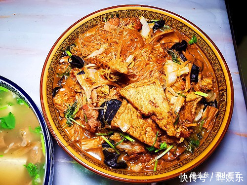 朋友来家做客,花120元做6道菜,朋友你的工资够伙食费吗