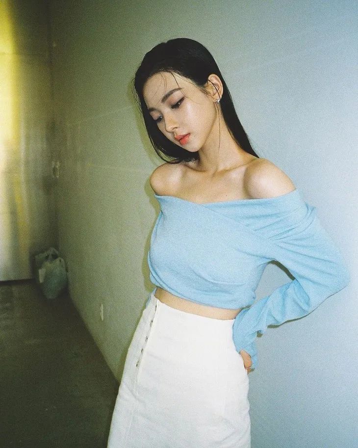 针织|一字肩针织衫，9月不穿傲娇下线