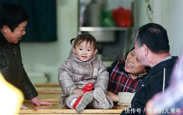 父母|“更喜欢奶奶还是姥姥”6岁孩子的回答让父母沉默，真实又扎心