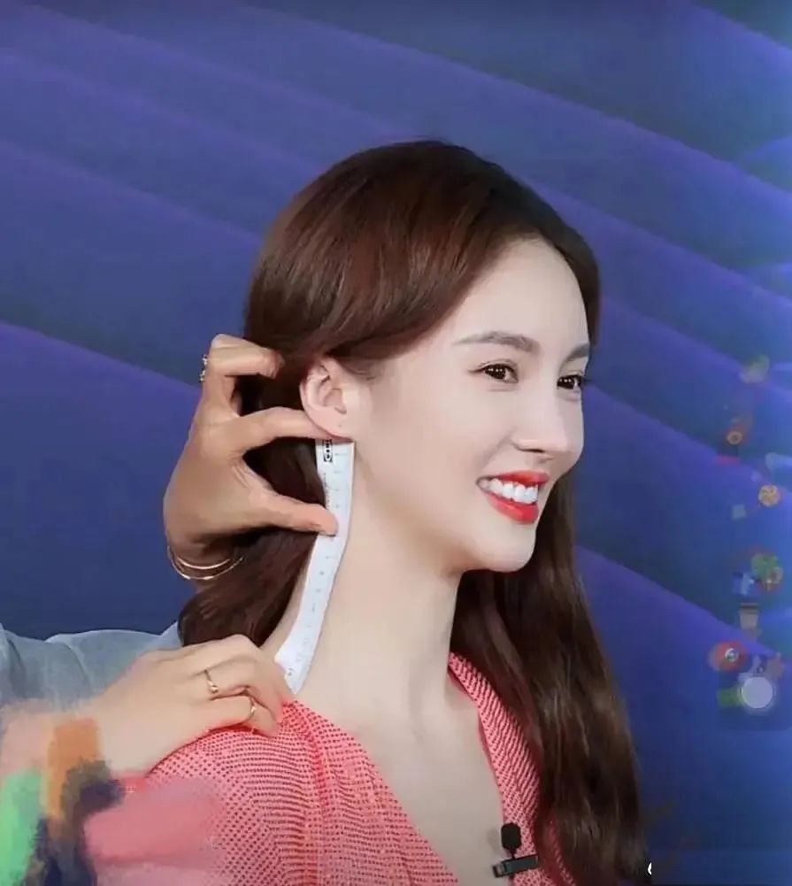 女星|杨幂为“漫画腰”道歉,撕开了女明星身材炒作的遮羞布