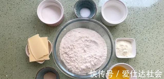 微波炉|大厨教你做懒人面包,记住这几步,不用烤箱也能做出来