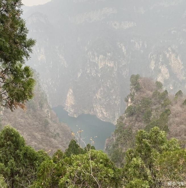 中年|波光粼粼峰林峡