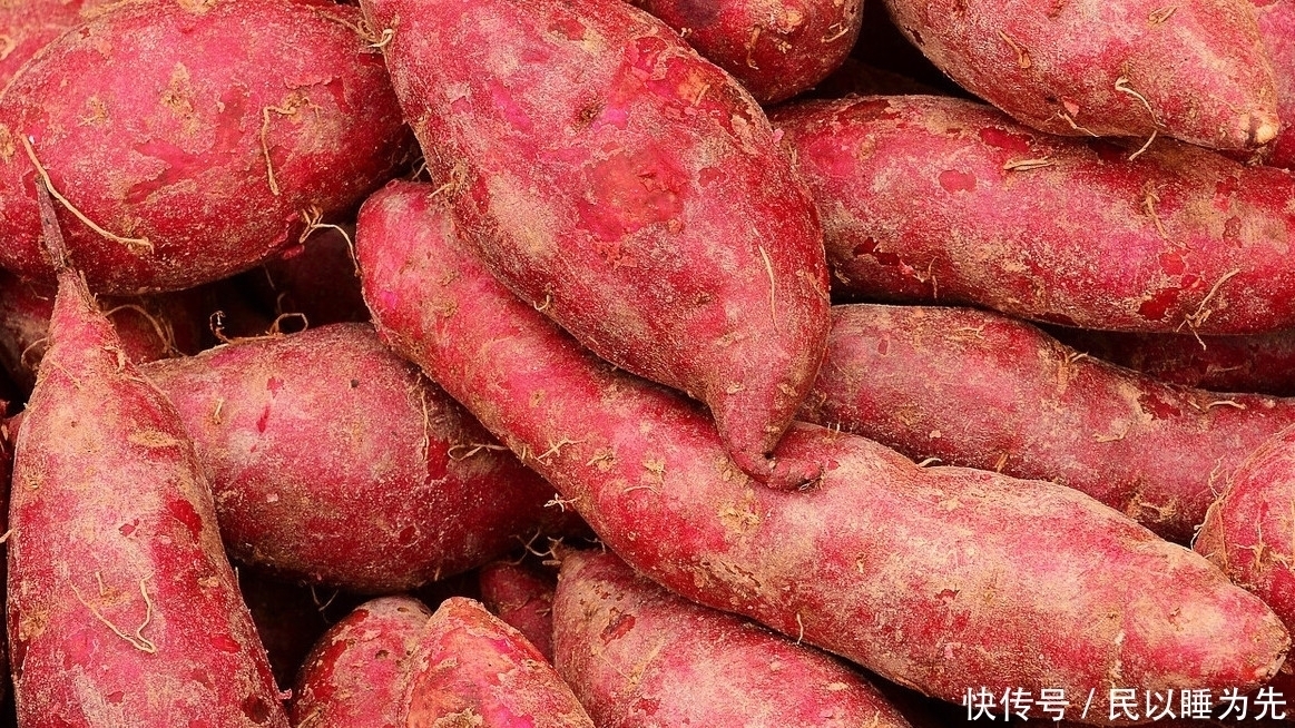 才知道,保存红薯这么简单,学会这一招,放一年不坏,还越放越甜