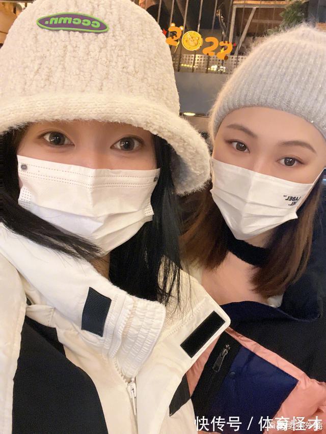 中国女排|王一梅晒新年照片,昔日女排王牌瘦成锥子脸!网友:像换了一个人