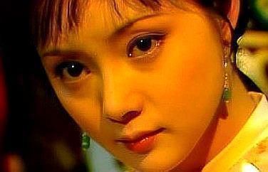 软烟罗|贾府有一位真正的名媛,见惯了大世面,王熙凤在她跟前就是小儿科