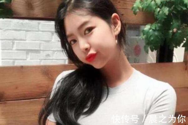 仰卧起坐|微胖美女，利用健身的方式来塑造身材，拥有成熟又迷人的线条