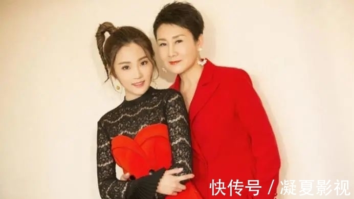 母女|節(jié)目中張凱麗與女兒鬧翻,24歲張可盈直接崩潰,胡兵連忙安慰