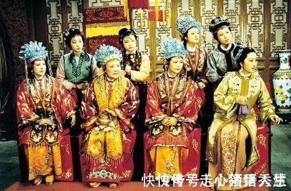 红楼梦#元春省亲后,湘云为何立刻现身贾府?宝玉不明白,贾母却看得透彻