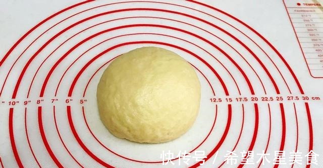 司康|美味的英式点心红枣司康在家做，可口美味，制作简单！