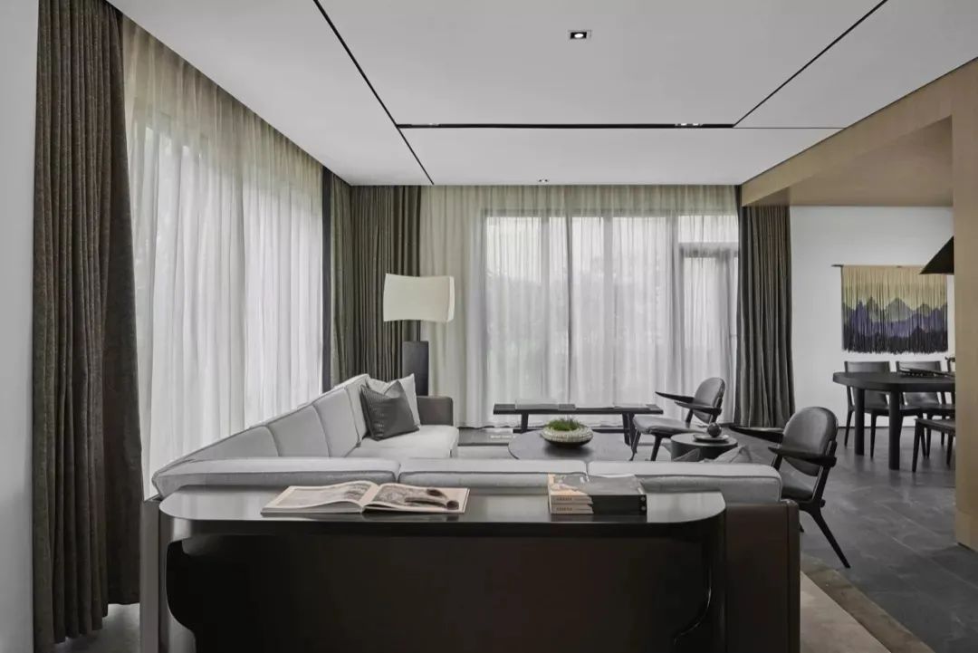 装饰画|200㎡现代简约,高级灰里加点黑,简约朴素高级美