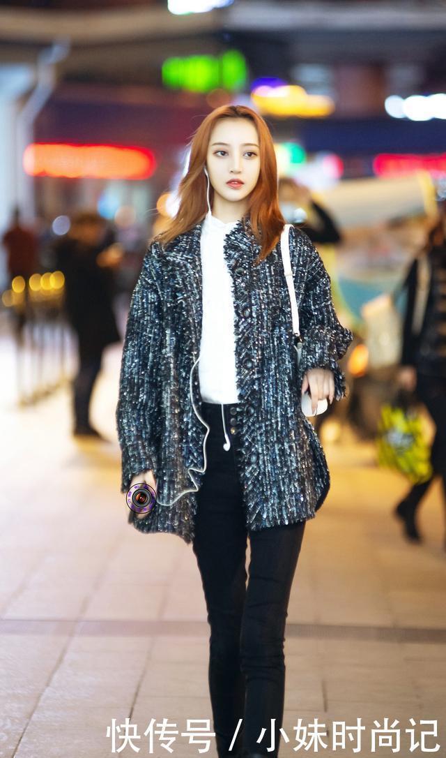粗花呢|初冬时节适合穿紧身牛仔裤, 搭配粗花呢外套, 时髦洋气又显瘦