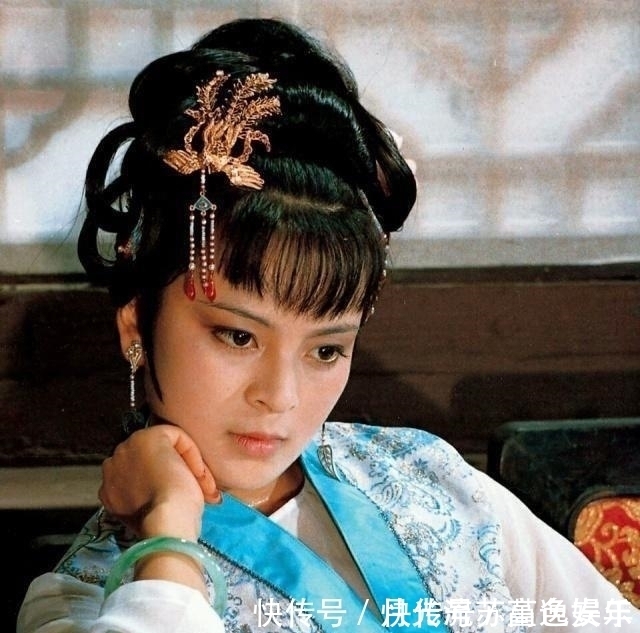 贾代善小妾有6个,贾母当初如何对待她们的她用八个字说出答案