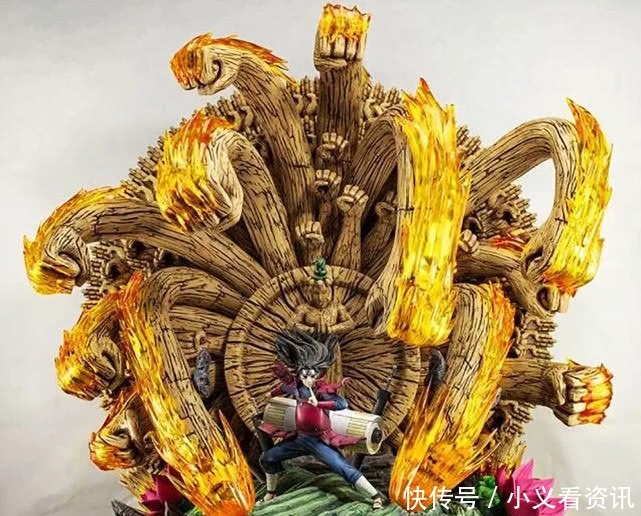 拳头|柱间真数千手的手办,拳头上冒着金光,身后木遁全是细节