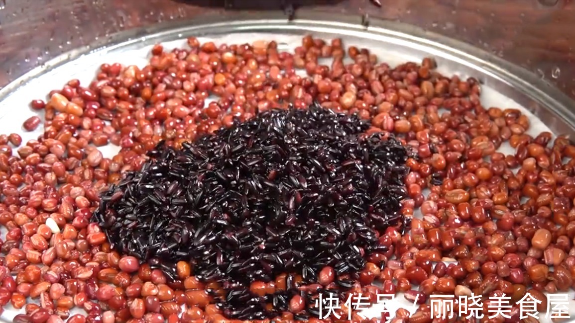 红豆|秋日进补吃红豆，92岁奶奶吃了40年，不打豆浆不熬粥，越吃越精神