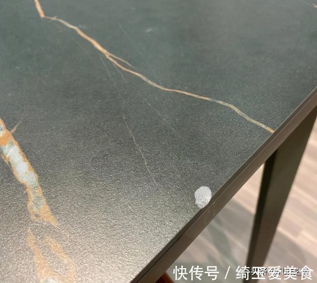 爆边|岩板存在一个最大的缺陷，而这也是我们都担心的问题