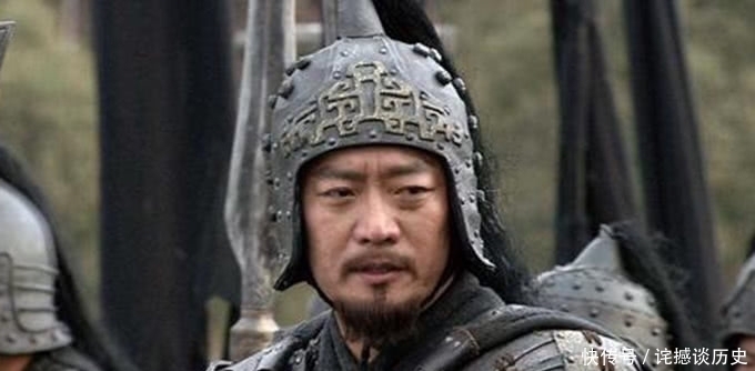 顶级|他装备顶级一生无对手，手下猛将如云，救过刘备却因其一句话而死