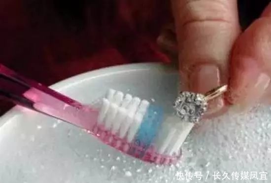 别说我没告诉你,这么做分分钟就亲手毁了自己的珠宝!