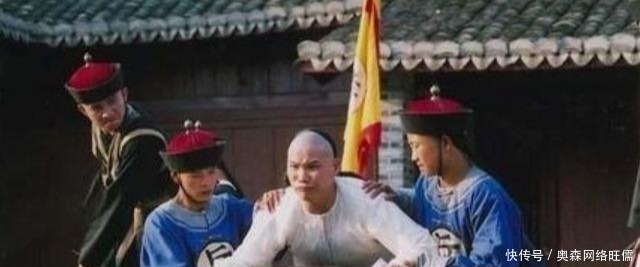 大清小贩卖馒头,生意不知不觉地做到了紫禁城,且一做就是一年多